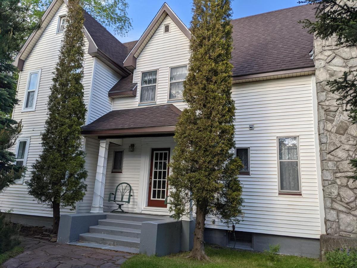 Hill Road Manor Bed & Breakfast Grand Falls Windsor Dış mekan fotoğraf
